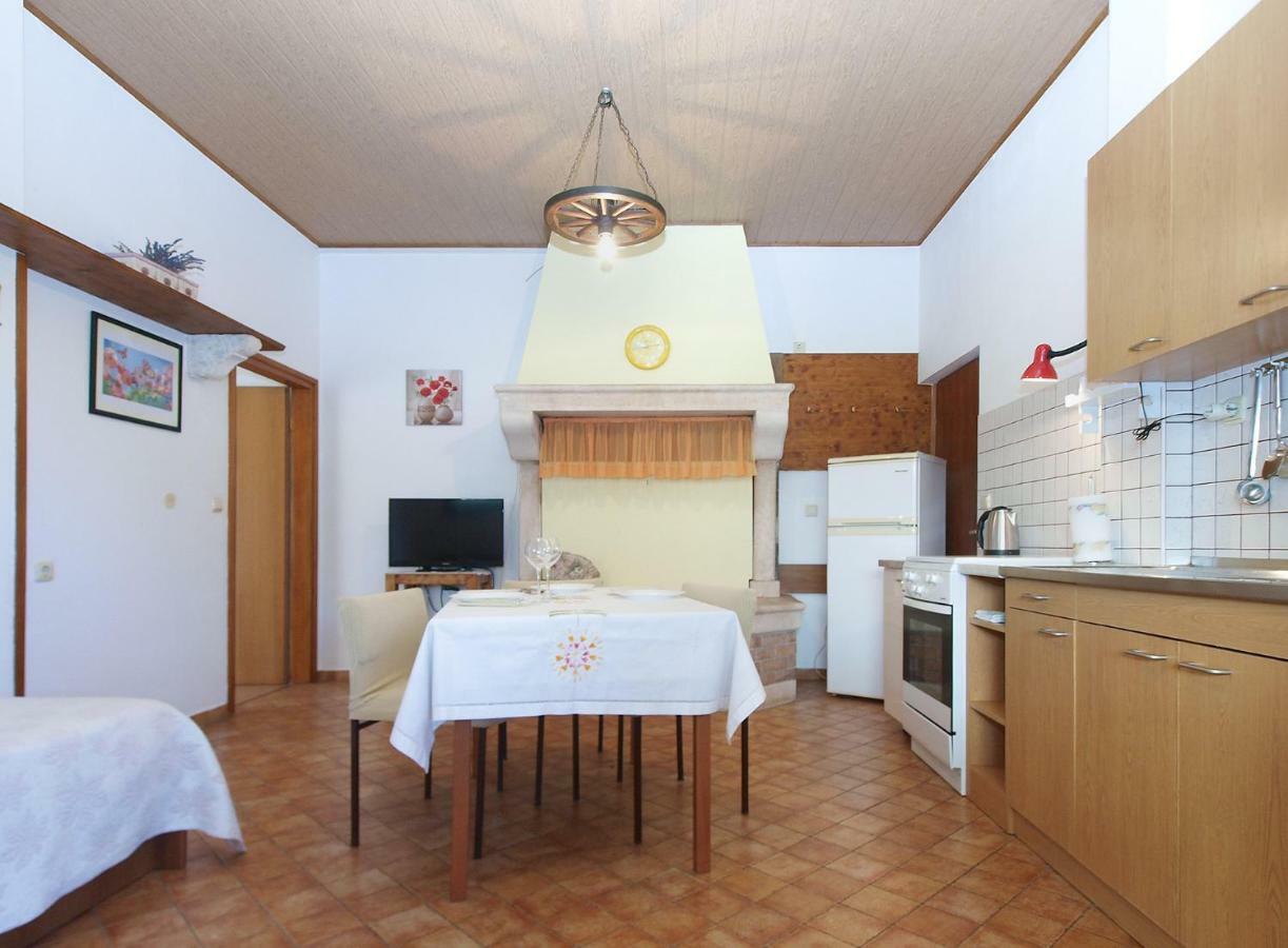 Apartments Boris 1965 Πούλα Εξωτερικό φωτογραφία