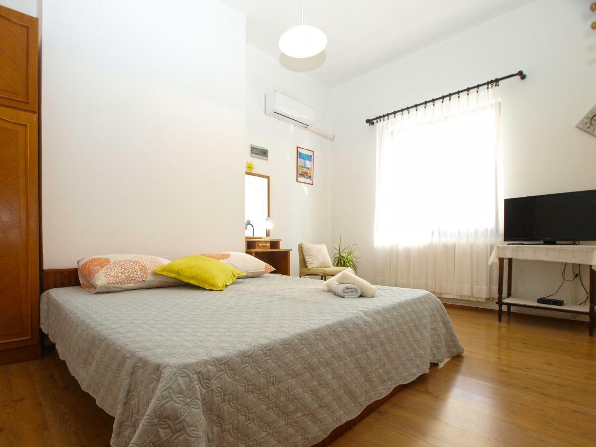 Apartments Boris 1965 Πούλα Εξωτερικό φωτογραφία